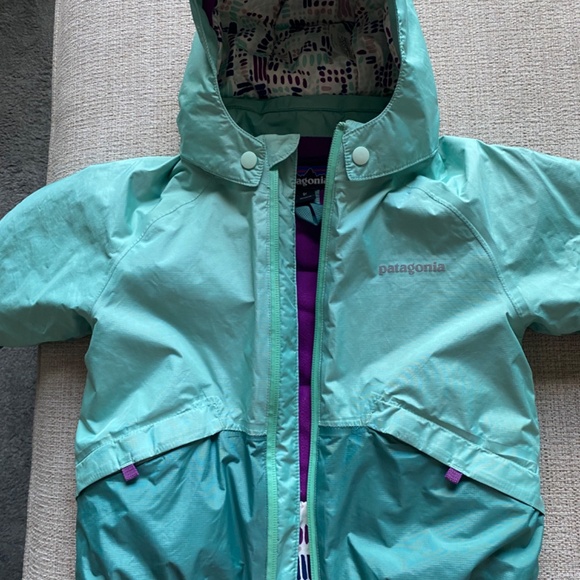 Patagonia Toddler Girl Snow Pile Winter Snow Jacket Waterproof/Insulated Size 2T - Picture 2 of 15